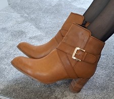 OFFICE LONDON - Brown Alma