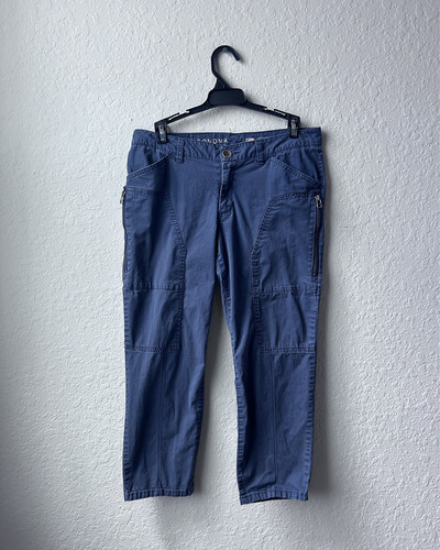 Vintage 2000s y2k woman - vintage, 2000s/