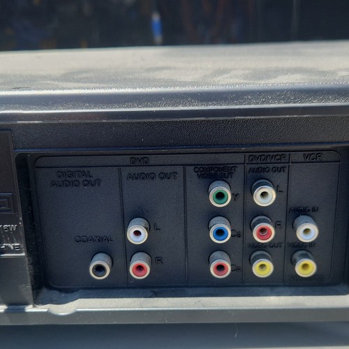 Sanyo fwdv225f dvd player vcr - dvd,