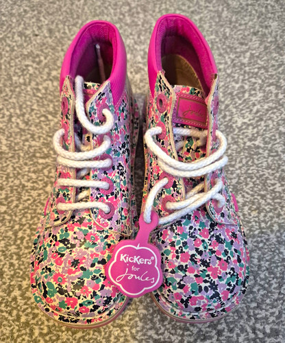 New kickers for joules - new,