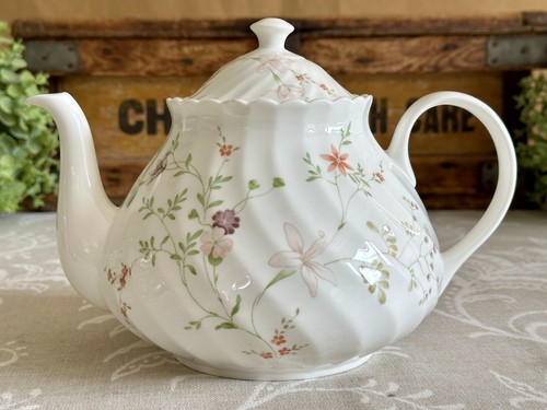 Wedgwood campion bone china - wedgwood,
