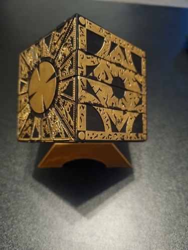 Hellraiser puzzle box - hellraiser,