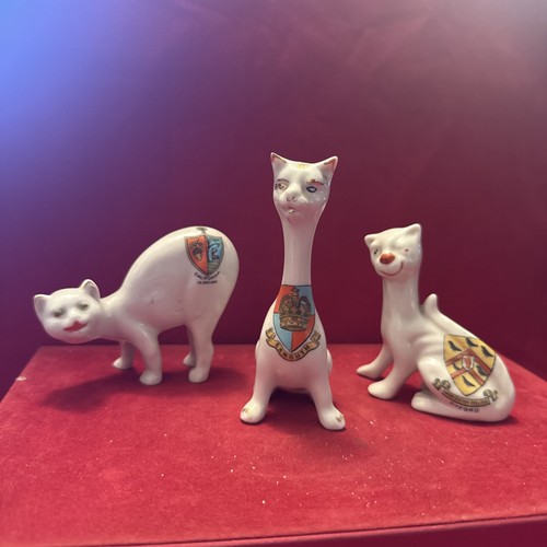 Vintage trio crested - trio, china