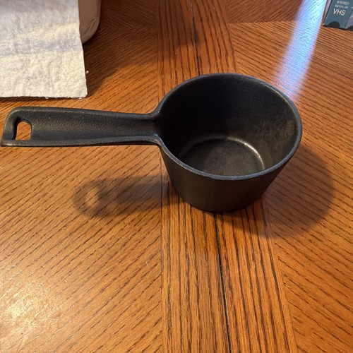 Cast iron metal small - cast,
