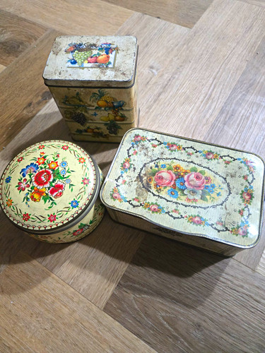 Vintage metal storage - 3, tins