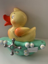 NOVELTY DUCK SHAPE RADIO