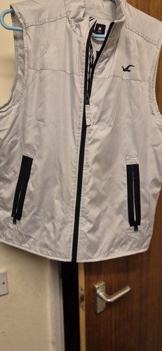 Hollister grey body warmer/