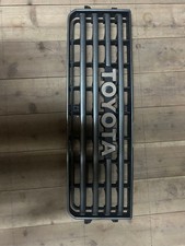 TOYOTA Land Cruiser Front