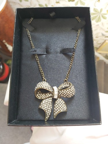 Ericsson beamon bow - ericsson, necklace