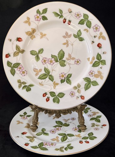 Wedgwood wild strawberry - wedgwood, “wild