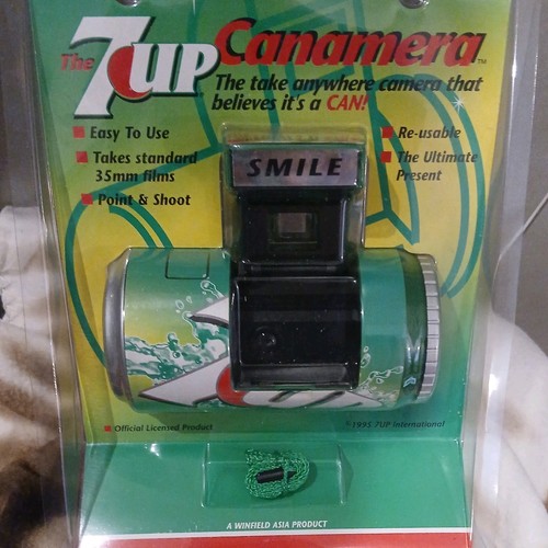 Novelty 7up can shaped - novelty,
