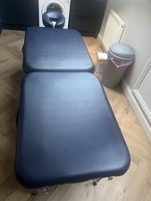 Mobile massage Table With