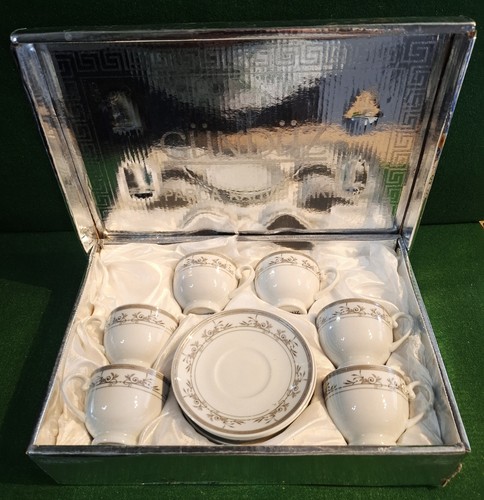 Vintage set six - vintage, of