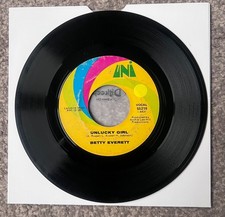 Betty Everett "Unlucky Girl" -