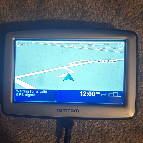 Tomtom sat nav gps navigation - gps,