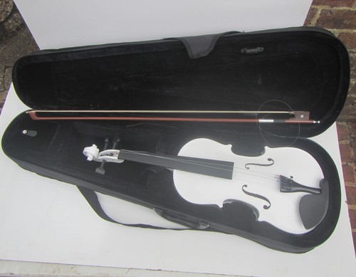 Gear4music 34v 100wh white - 34v,