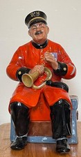 ROYAL DOULTON Figurine HN 2484