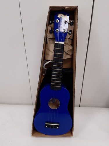 New boxed soprano ukulele - ukulele, with
