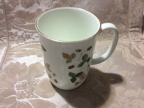 Wedgwood wild strawberry mug - wild,