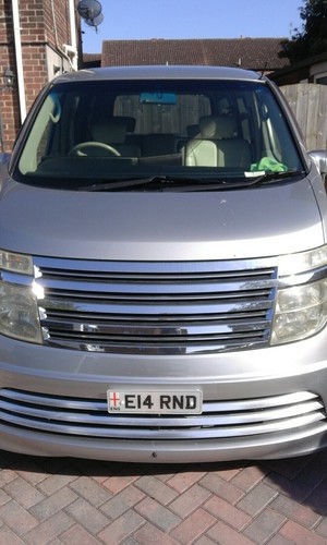 Nissan elgrand e51 - nissan, e50