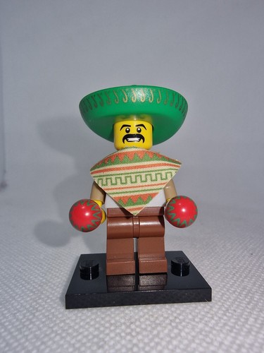 Lego minifigure collectible - minifigure,