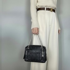 CHANEL Mademoiselle Shoulder
