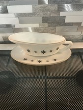 1960s Vintage JAJ Pyrex Gaiety