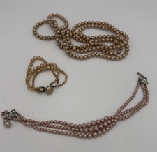 Vintage Faux Pearl Necklace &