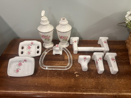 Vintage ceramic bathroom - vintage,