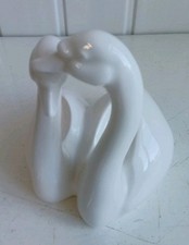 Figurine Swans White Coalport Moments Together Forever CH