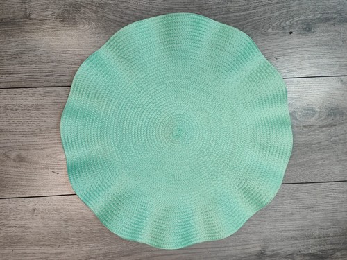 New dubai style wavy table - style,