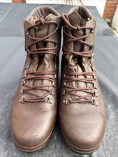 British Army Altberg Defender