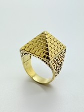 9ct Yellow Solid Gold Pyramid