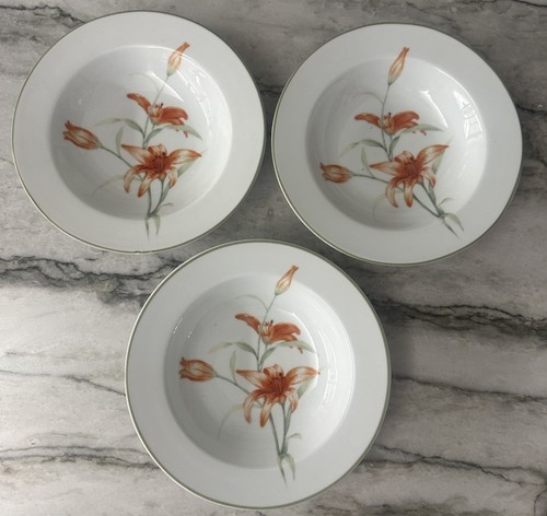 Lot 222 fifth bloom - 222,