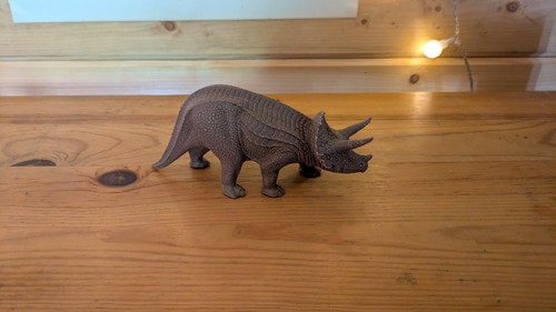 Invicta plastics triceratops - invicta,