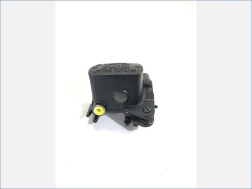 Rear brake master cylinder