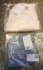 2 H&M KNITTED HATS. NEW