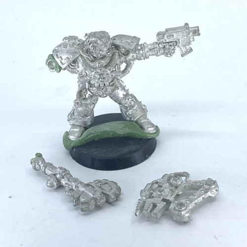 Techmarine space marine - techmarine,