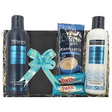 Men TRESemmé Rich Moisture