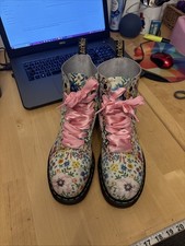 Dr Martens Floral Lace Up Leather Boots Size 8/42