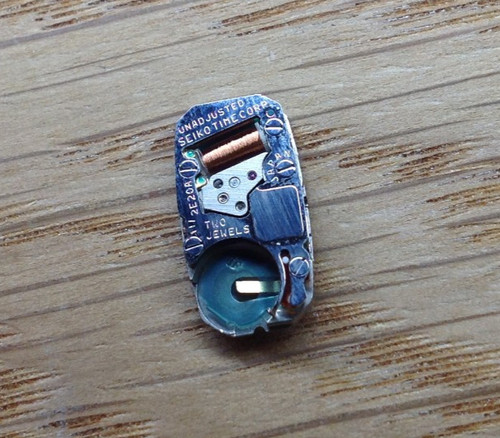 Seiko 2e20a quartz - 2e20a,