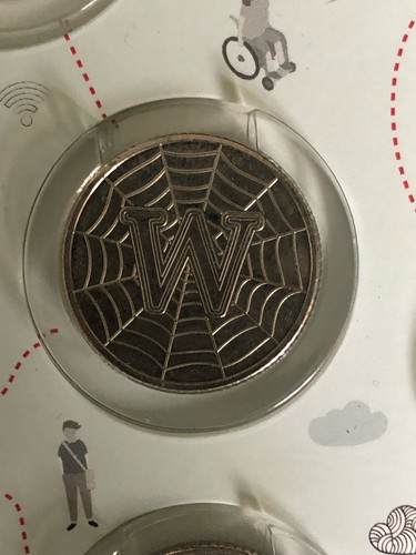 2018 alphabet 10p coin - alphabet, w