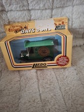 Leeds model car. Marks and