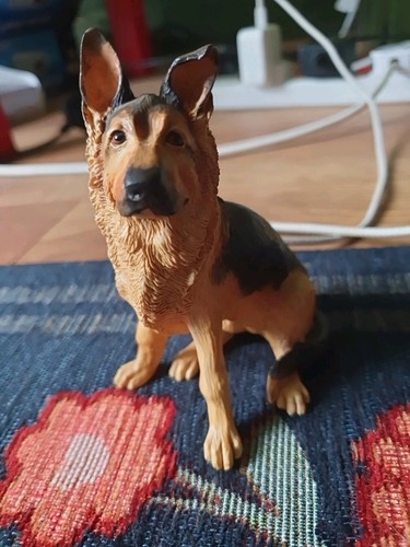 German shepherd figurine - german,