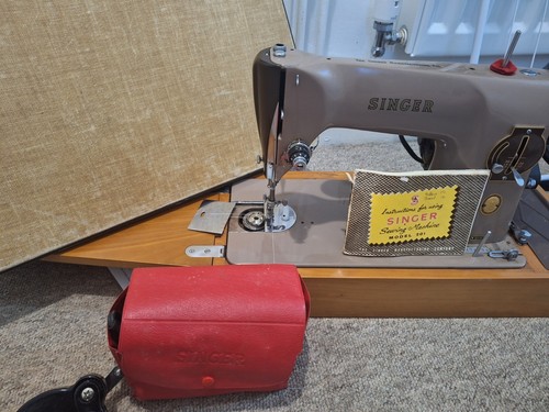 Singer vintage sewing machine - sewing,
