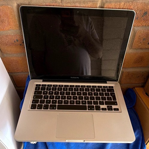 Apple macbook pro silver - macbook,