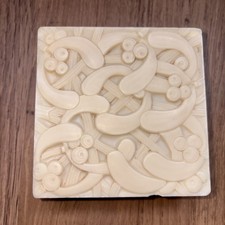 Antique Art Deco Edouard Fornells Paris Mistletoe bakelite jewellery box 