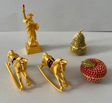 5 different Estée Lauder