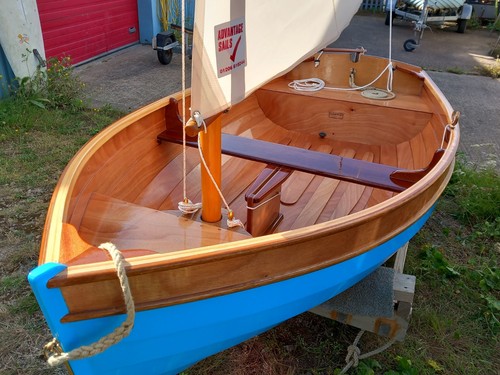 9ft nutshell sailing - 9ft,