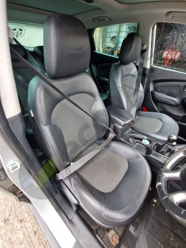Hyundai ix35 mk2 seat belt - mk2, lm